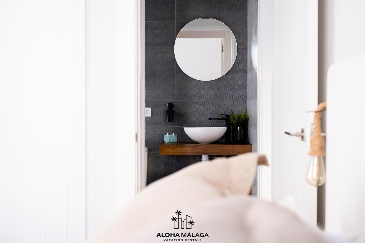 Luxury Duplex With Pool And Padel Court In Town Appartement Málaga Buitenkant foto