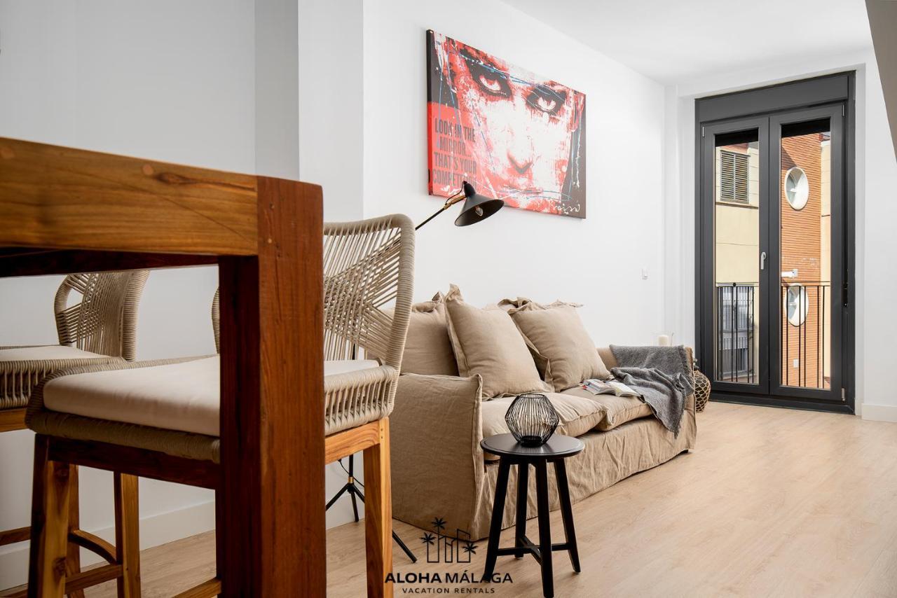 Luxury Duplex With Pool And Padel Court In Town Appartement Málaga Buitenkant foto